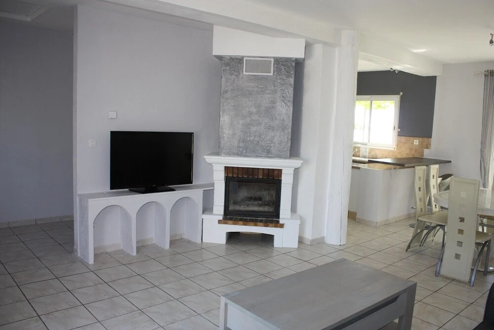 Villa With 8 Bedrooms in Magalas, With Private Pool, Enclosed Garden a