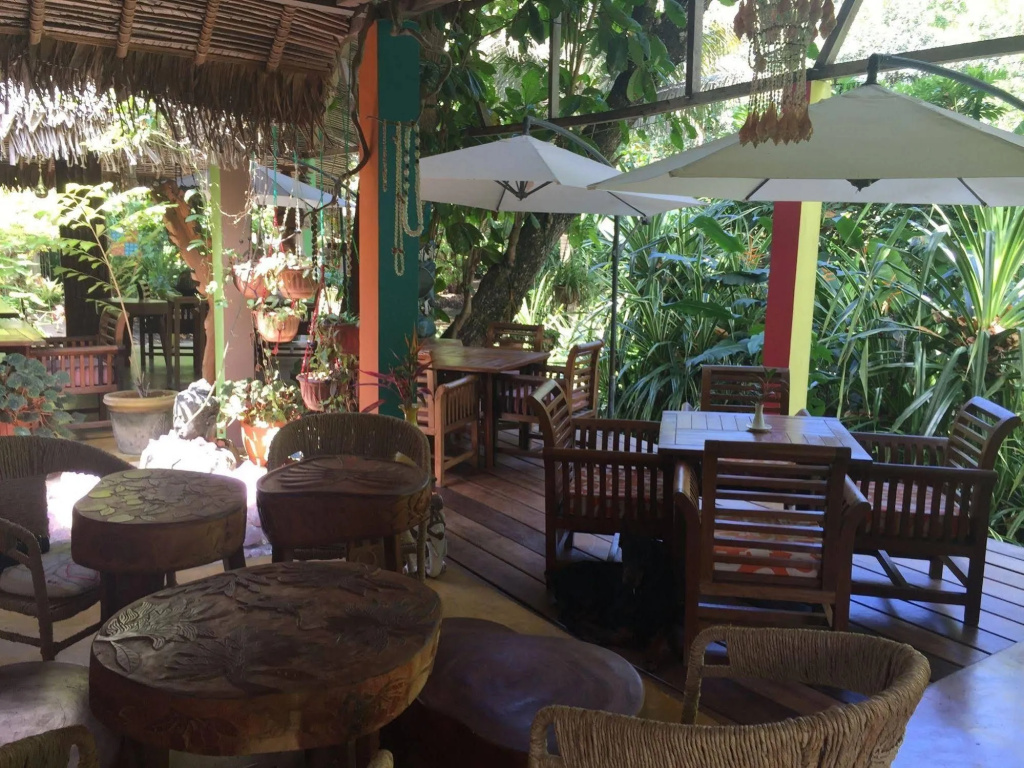 Adonys Eden Lodge