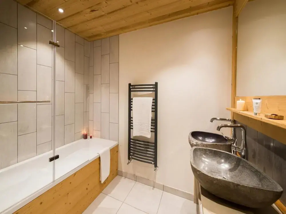 Chalet in Val Thorens Near Ski Slopes
