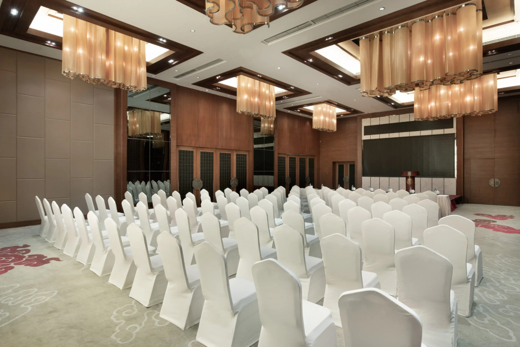 Crowne Plaza Yading by IHG