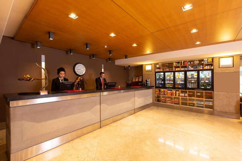 Nippon Hotel