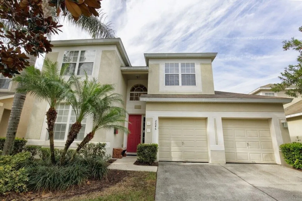 Deluxe Spacious Resort Home Close to Disney