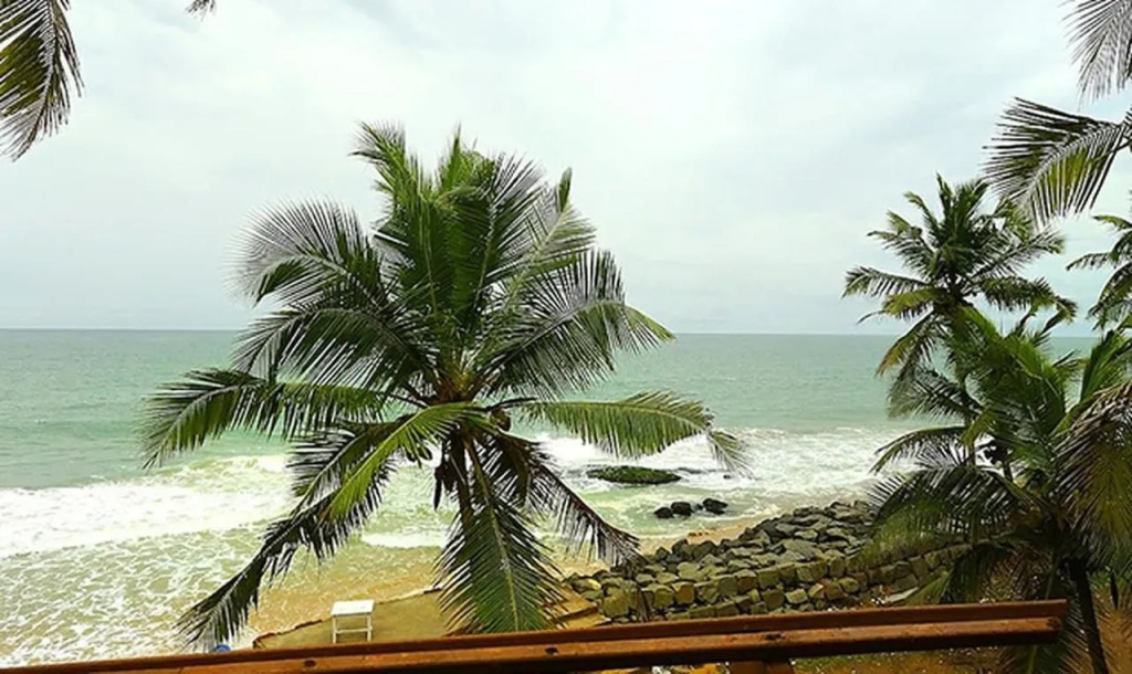FabHotel Wateredge Beach Resort - 200m from Samudra Beach Park