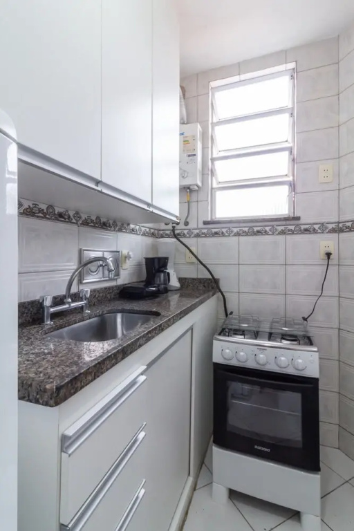 8 Minutes From Copacabana Beach Br1010