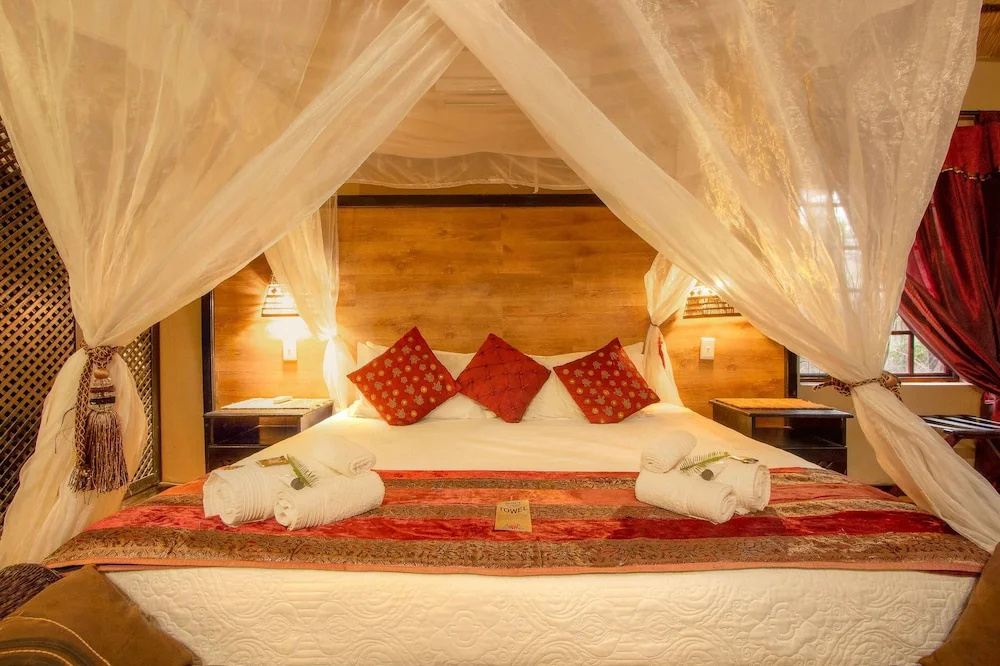 Lovely holiday home bordering Kruger National Park