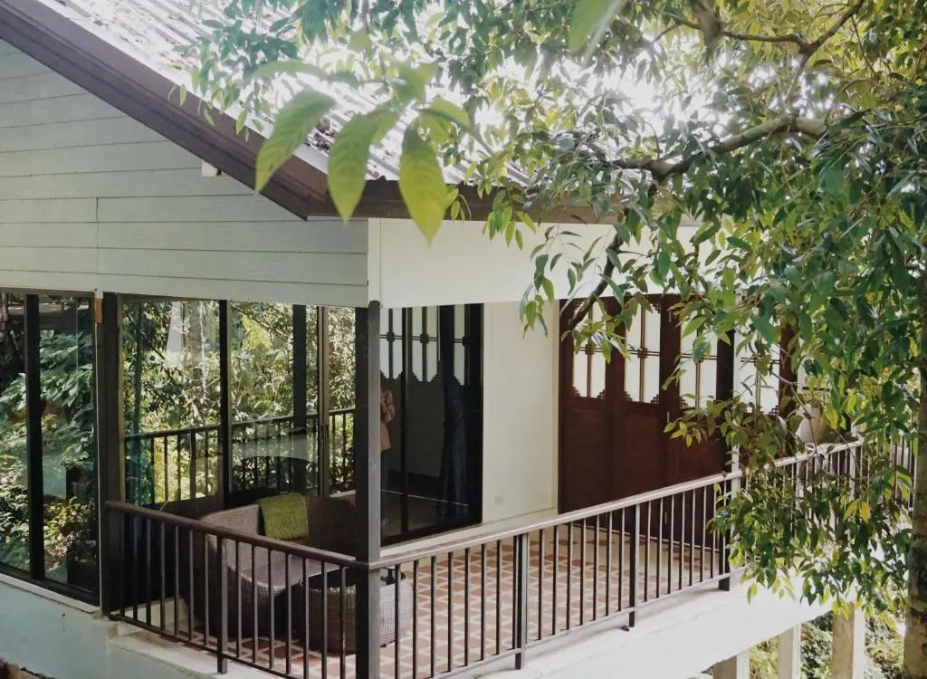 Rock and Tree House Resort