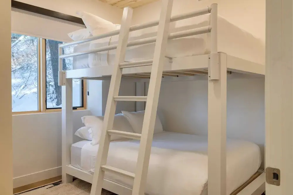 Luxury Ski Home w/ Hot Tub Near Trails & Downtown Parkview Mountain House