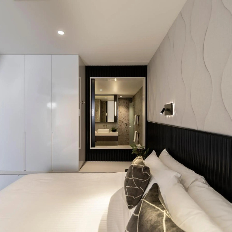 Majestic M Suites