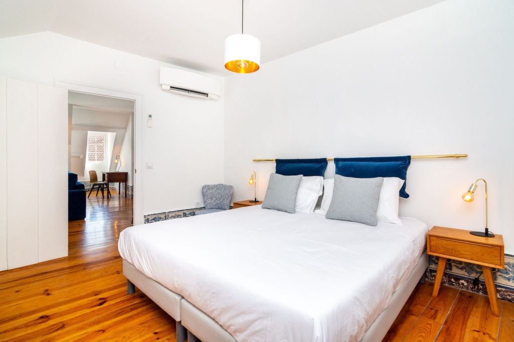 Lisbon Downtown Luxury Family Residence