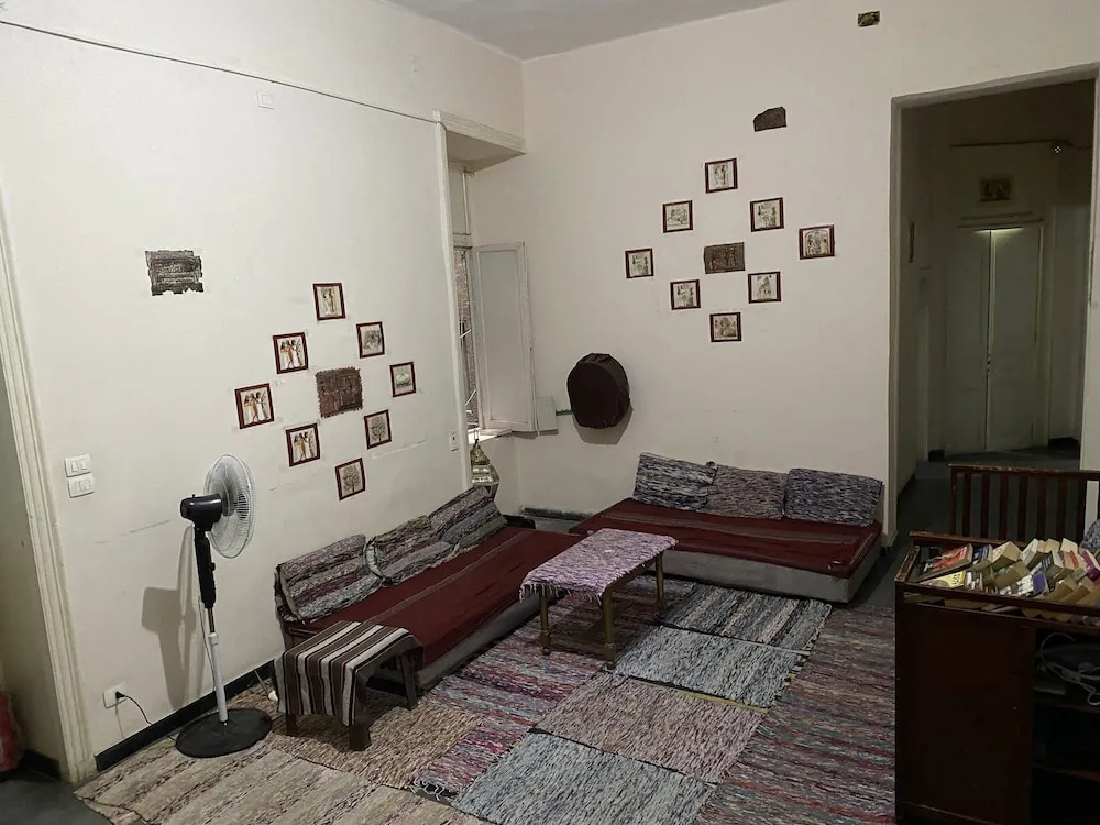 Cairo Central House