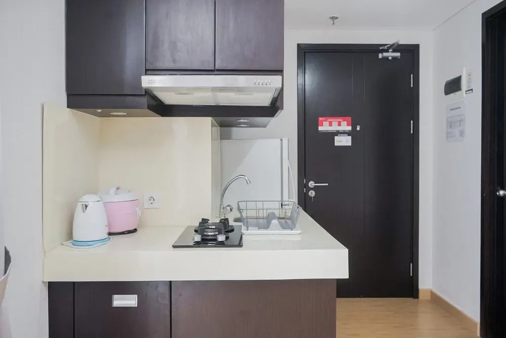 Elegant and Homey Studio at Casa De Parco Apartment BSD City