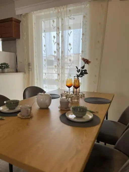 Top roof appartment Oropos 5' beach