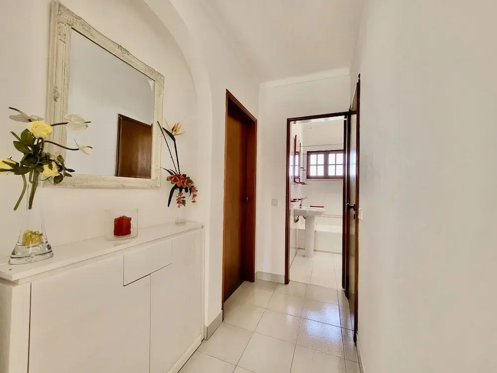 Faro Terrace Villa by Homing
