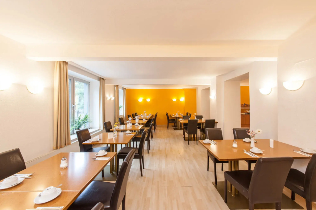 Antares Apartments