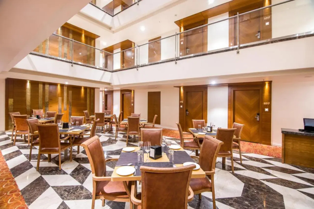 Zion - A Luxurious Hotel