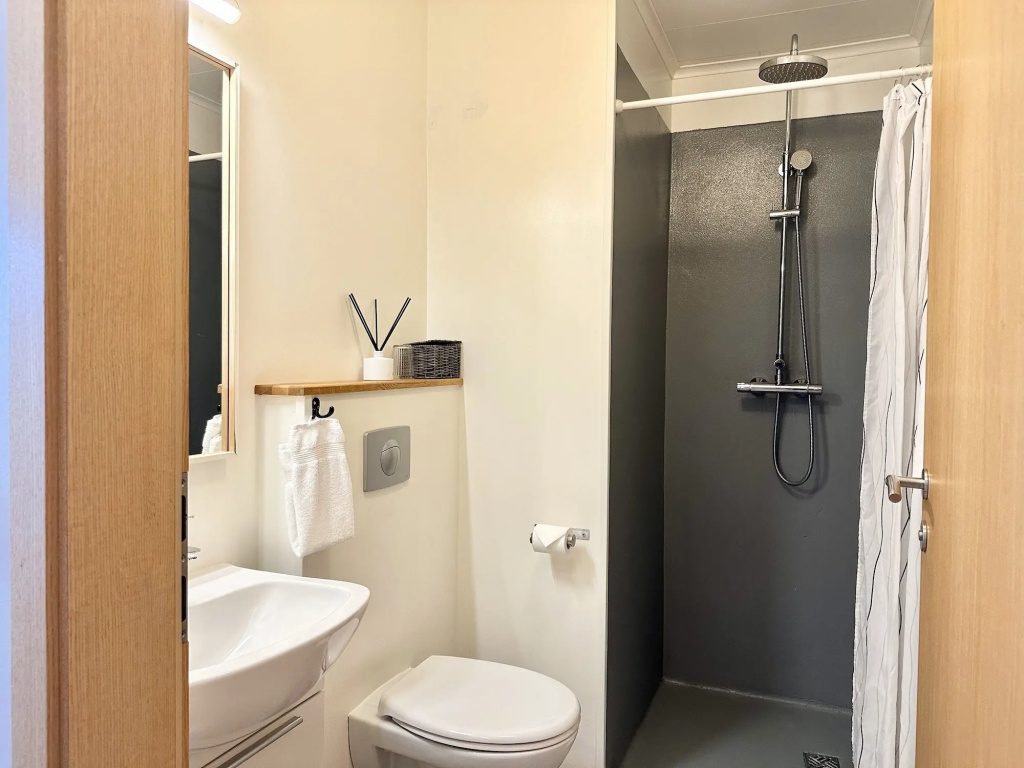 ALBERT Guesthouse
