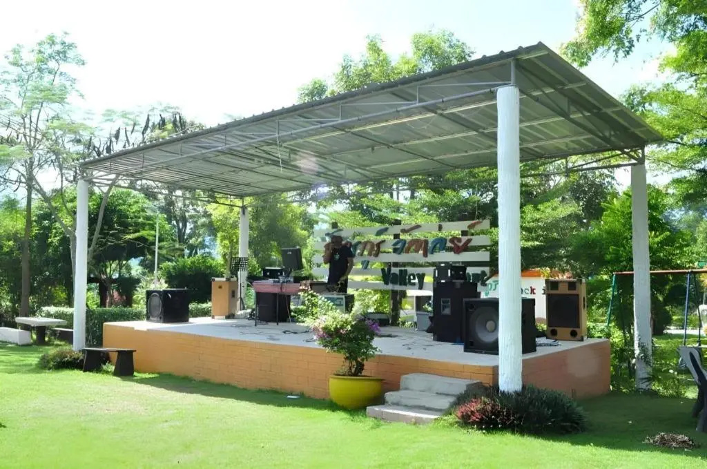 Pattharapuri Valley Resort