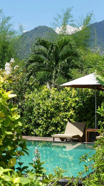 Sunia Loka Bungalows & Dive Center
