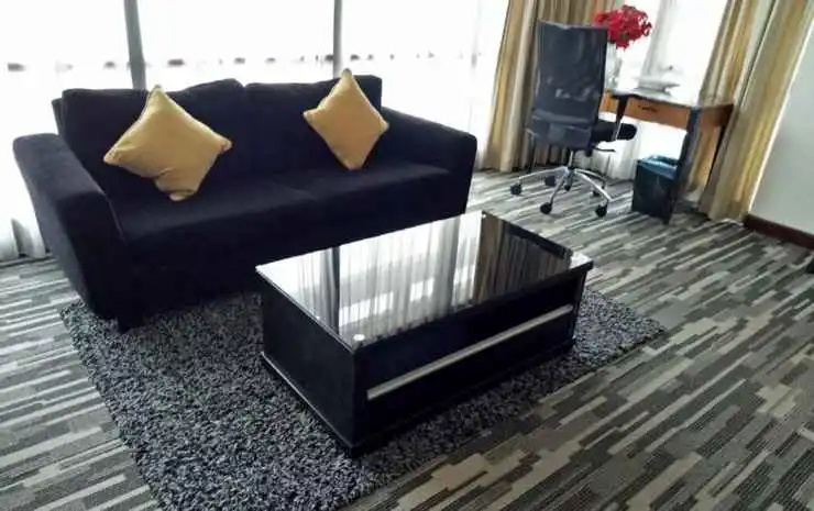 Time square luxury suites