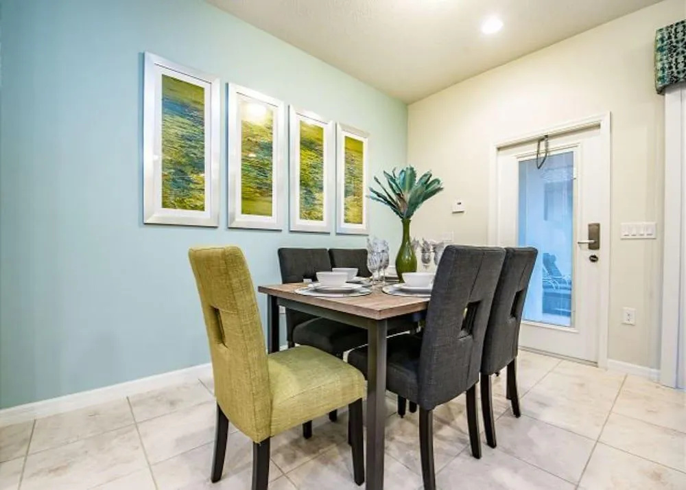 Windsor at Westside by Shine Villas