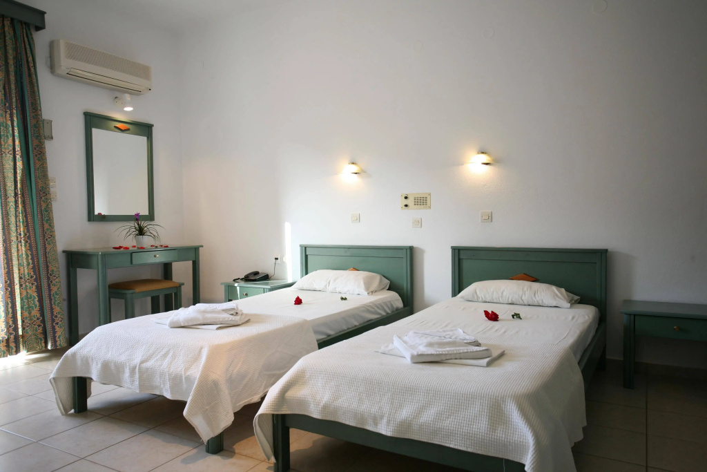 Elpis Studio Apartments