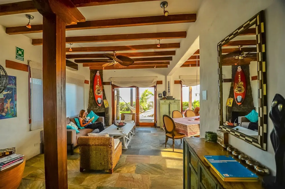 Casa Baronesa Waterfront Villa