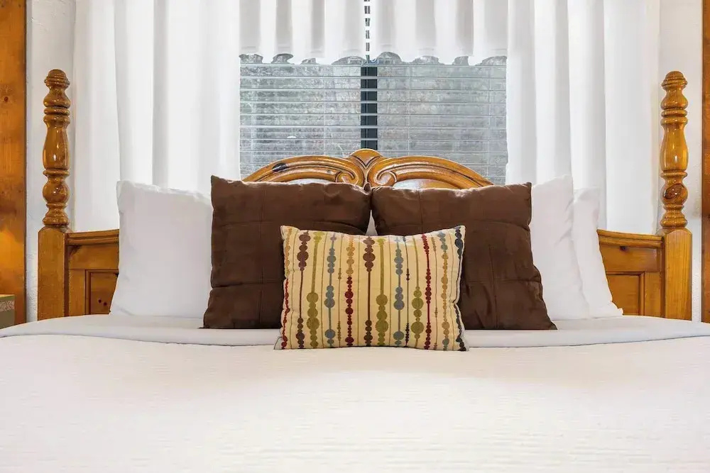 Windjammer Cottage - Branson