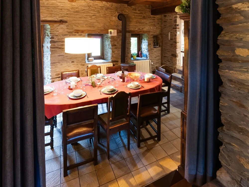 Detached Holiday Home with Sauna & Open Fire near Houffalize
