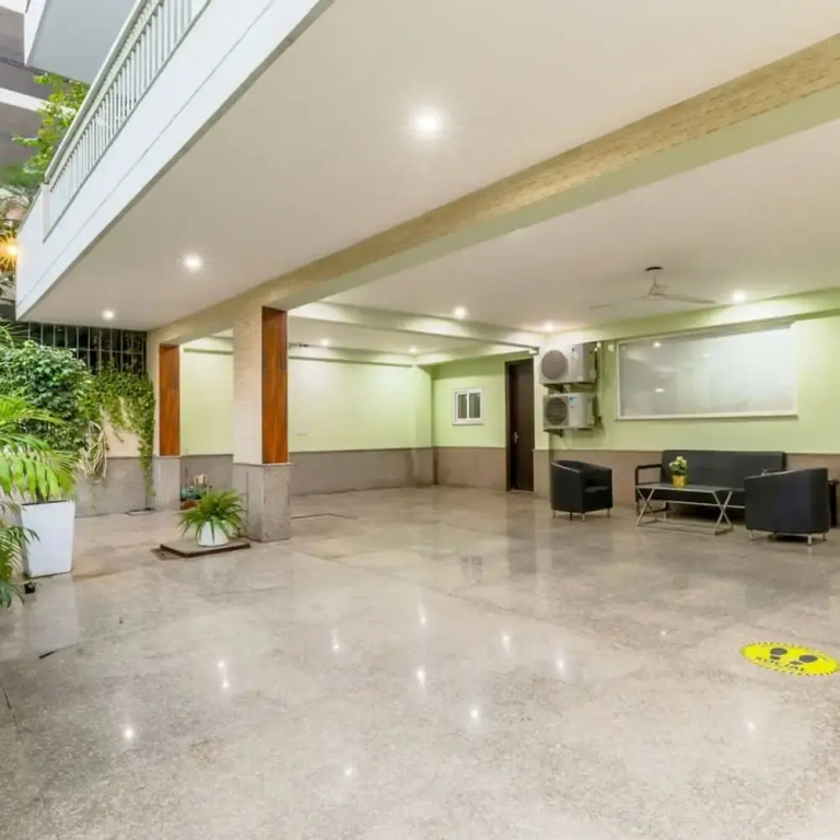 Parfait Street 2bhk Srvc Apartment Horizon Cnter