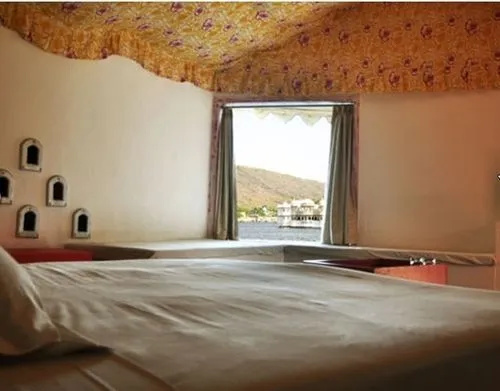Raasleela Luxury Camp