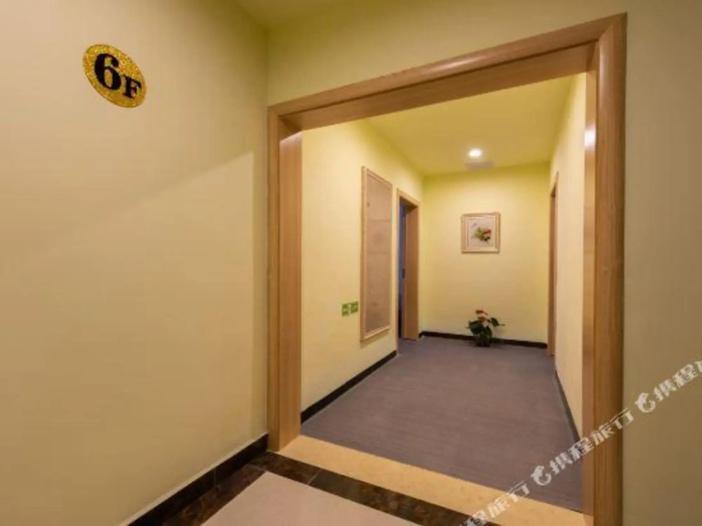 Times Theme Hotel