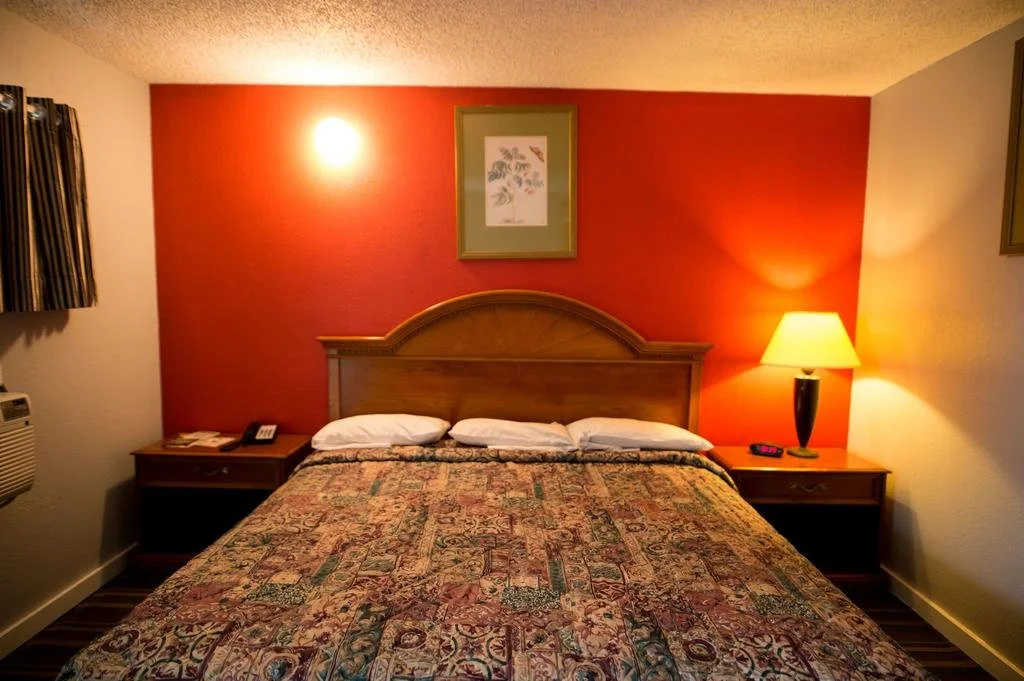 Scottish Inn and Suites - Bensalem-Philadelphia