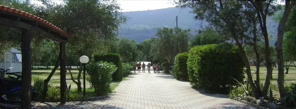 Napeto Village