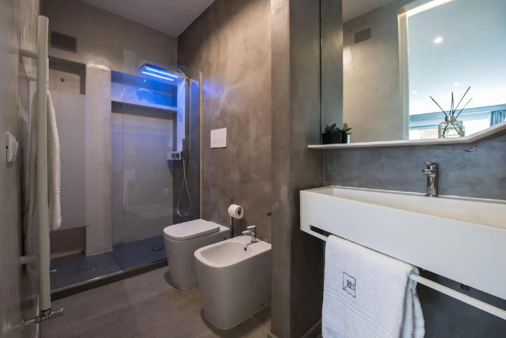 B&B Rakel Home