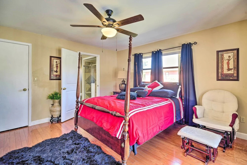 Lanai, Pool & Gas Grill: Sebring Retreat