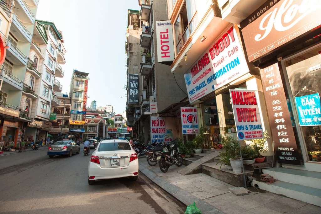 Halong Buddy Inn  Travel Hostel