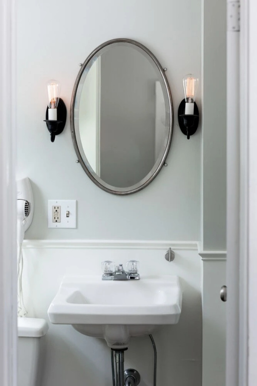 The Marble West Inn