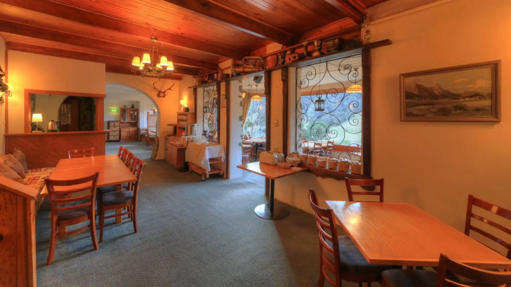 Candlelight Lodge