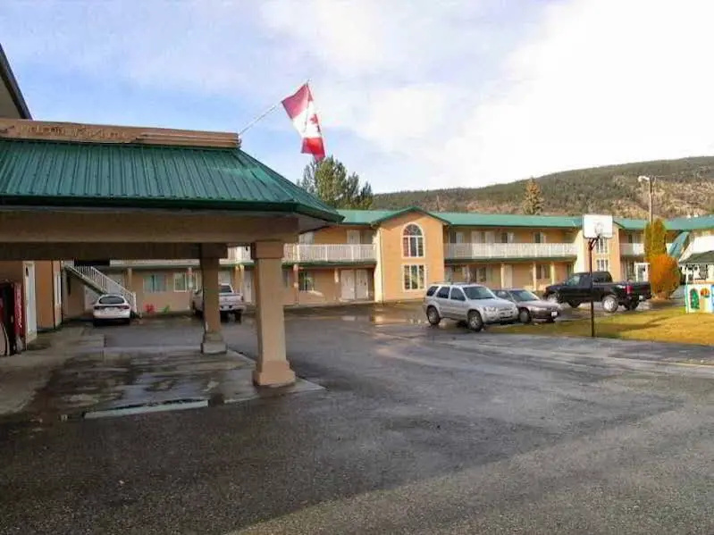 Econo Lodge Inn & Suites
