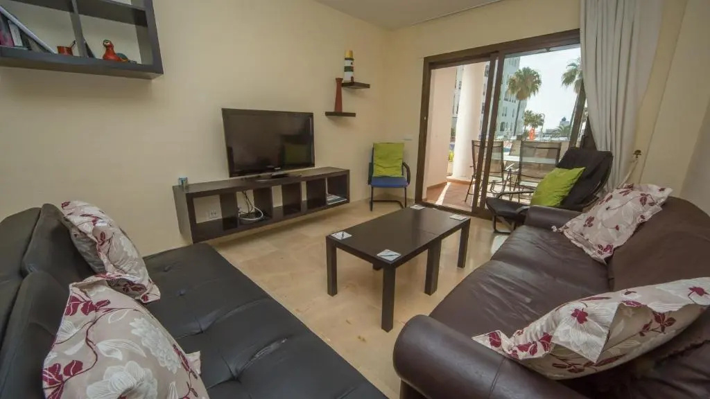 Marina Real 303