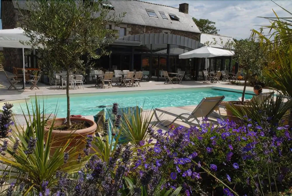 Manoir De Kermodest