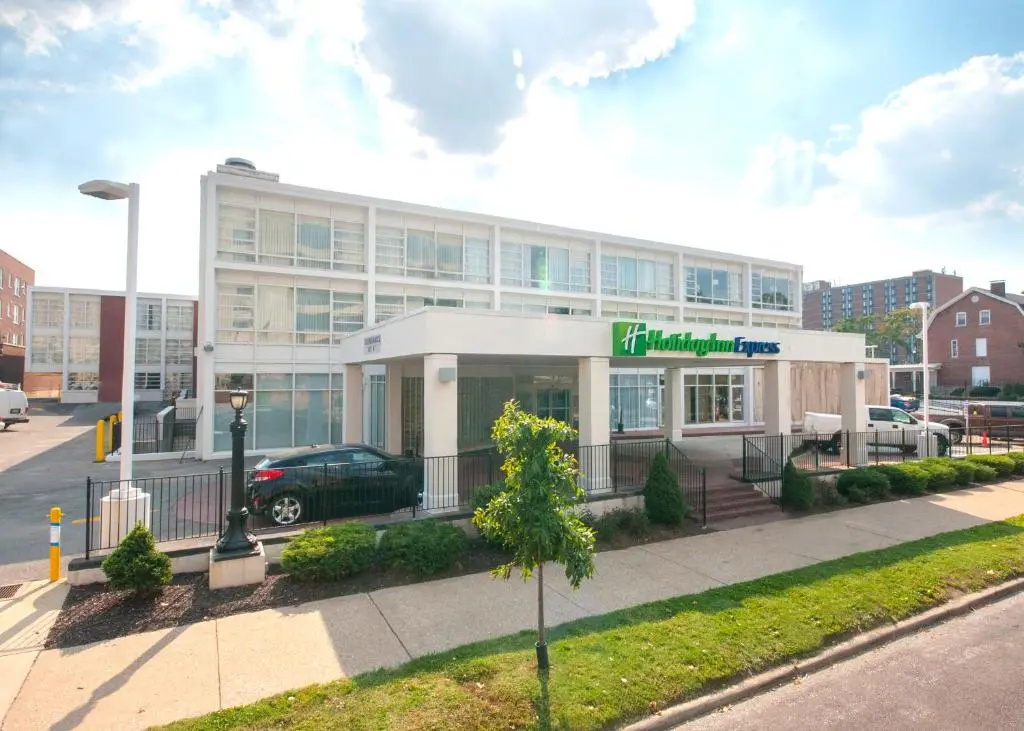Hotel Indigo Saint Louis Central West End by IHG