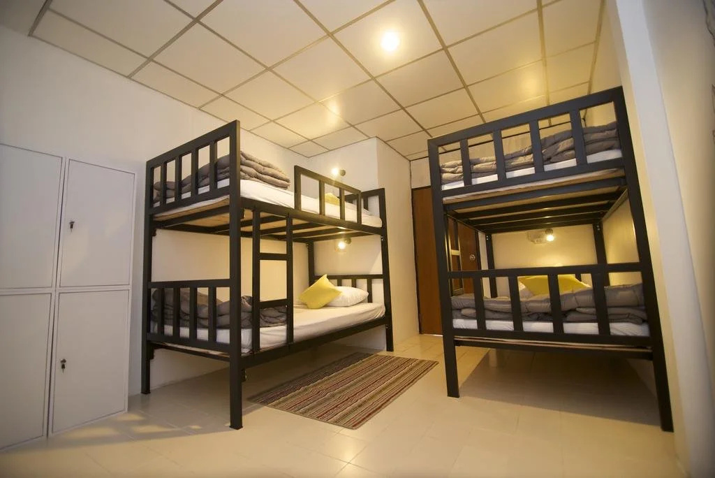 No.25 Cafe & Hostel