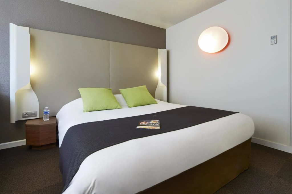 Campanile Hotel Senlis