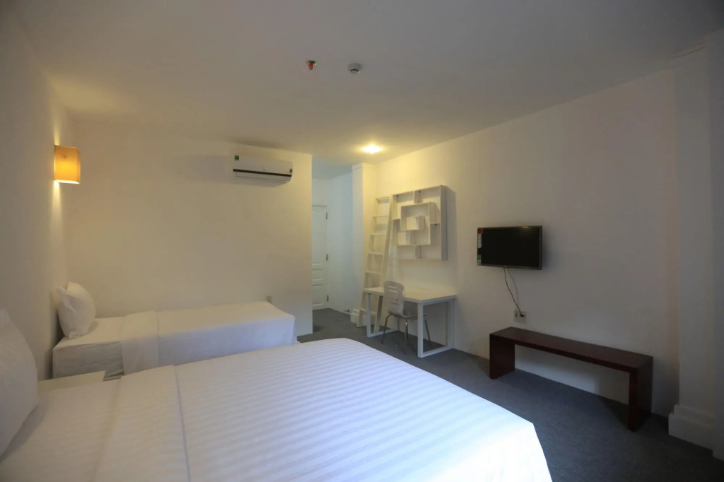 PHÚ GIA BÙI VIỆN HOTEl