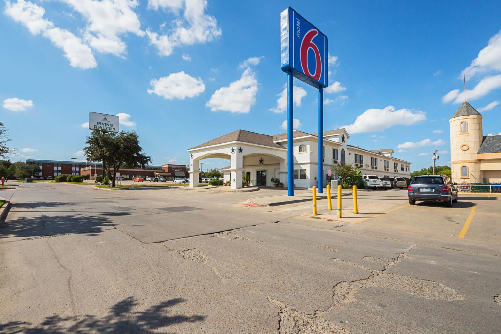 Motel 6 Dallas - Irving DFW Airport South