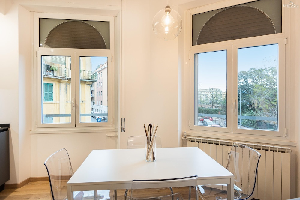 Rental in Rome Matilde Modern Apartment