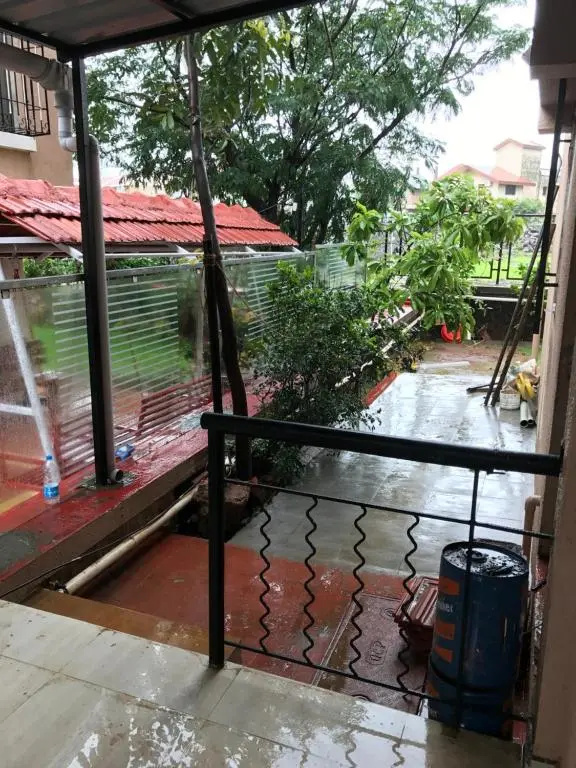 Gurukrupa 3 bhk Bunglow WITH PVT POOL Lonavala , Tungarli , Best location , Hill top