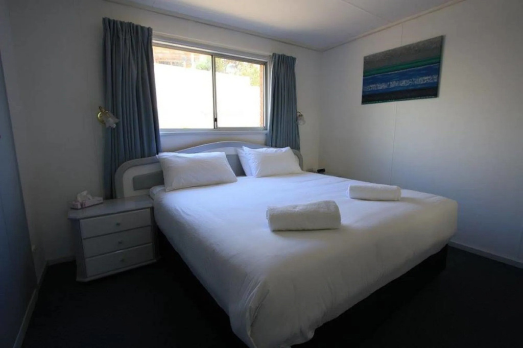 Eden Motel