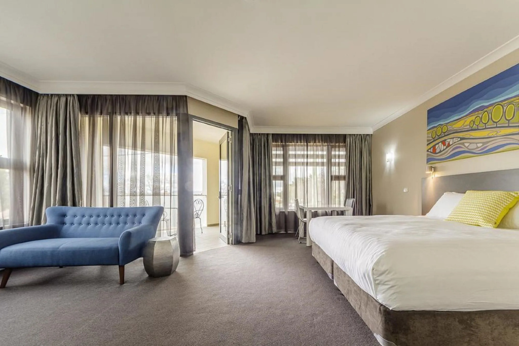 Club Cowra Motel
